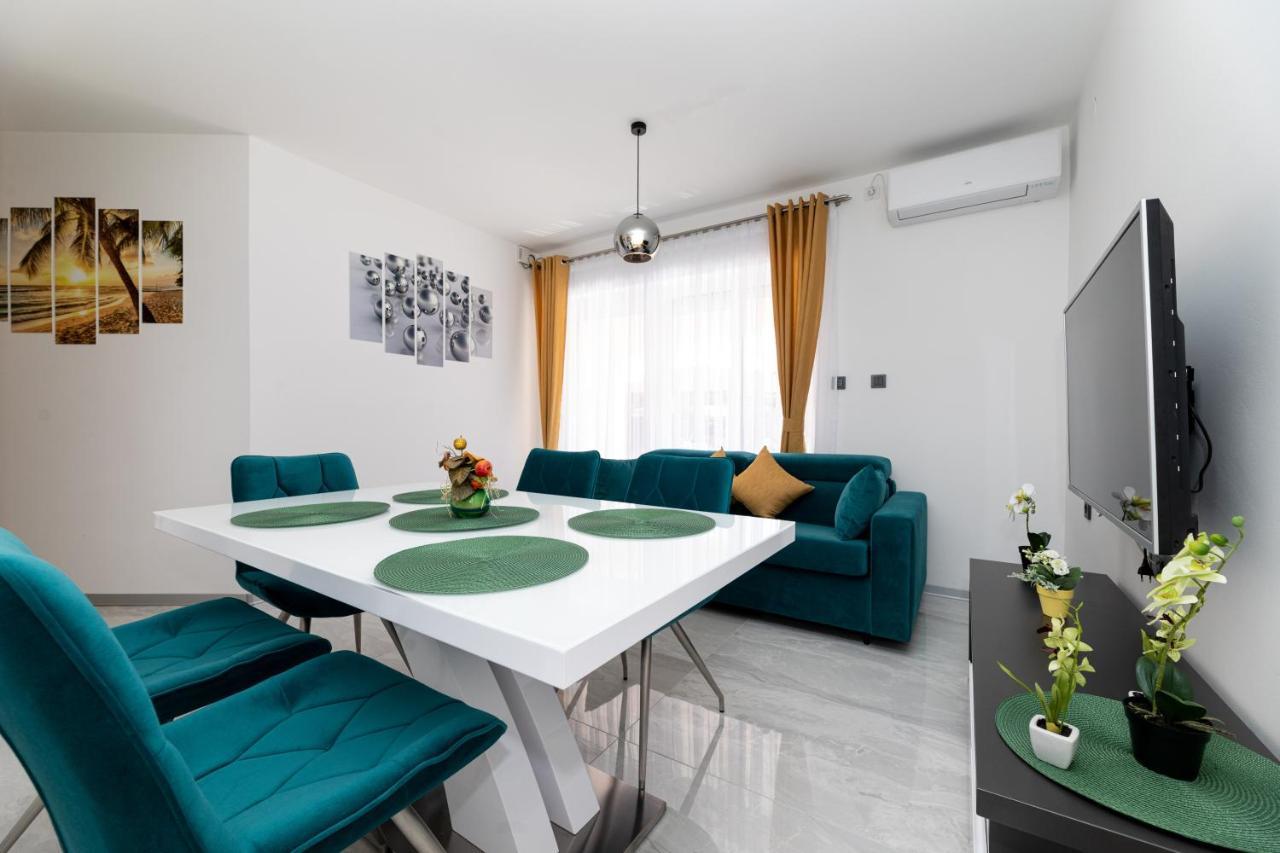 Apartman 1 Paola Krk Town Exterior foto